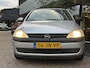 Opel Corsa 1.2-16V Comfort Radio/CD, Centrale vergrendeling, Elektrische ramen, Trekhaak