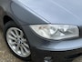 BMW 1-Serie 116i Executive APK I AIRCO I TREKHAAK I LMV I NETTE AUTO