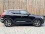 Volvo XC40 1.5 T5 Twin Engine Inscription Automaat | Leren bekleding | LED verlichting | Stoelverwarming | Getint glas | 19 inch lichtmetalen velgen | Apple CarPlay | Climate & cruise control | Parkeersensoren achter