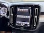 Volvo XC40 1.5 T5 Twin Engine Inscription Automaat | Leren bekleding | LED verlichting | Stoelverwarming | Getint glas | 19 inch lichtmetalen velgen | Apple CarPlay | Climate & cruise control | Parkeersensoren achter
