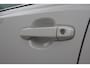 Toyota C-HR 1.8 Hybrid Style | Leder | Navigatie | Dodehoek detectie | Stoelverwarming | Parkeersensoren voor/achter | Keyless | Adaptive Cruise | Clima | 18 inch
