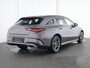 Mercedes-Benz CLA Shooting Brake 250 e AMG Plug-In Hybride AMG Line | Panorama Schuif-Kanteldak | Trekhaak | Sfeerverlichting | Dodehoek Assist | Stuur en Stoelverwaming. Inclusief 24 maanden MB Certified garantie voor Europa.