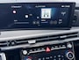 Hyundai Santa Fe 1.6 T-GDI PHEV Comfort Smart 4WD 7p. Automaat / Als nieuw 7 persoons / EAER 54km / Stoelventilatie / Stuur-, stoel- en achterbankverwarming / Navi / Apple Carplay Android / 20" LM wielen /