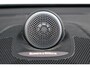 Volvo XC60 2.0 T8 Twin Engine AWD R-Design | Bowers & Wilkins Audiosysteem | Luchtvering | Head-up display | 360 camera | Trekhaak | 22" lichtmetalen velgen | Extra getint glas | gelamineerde ramen rondom | Elektr. verstelbare stoelen incl. memory | Adaptieve bochtverlichting | Automatisch inparkeren |
