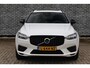 Volvo XC60 2.0 T8 Twin Engine AWD R-Design | Bowers & Wilkins Audiosysteem | Luchtvering | Head-up display | 360 camera | Trekhaak | 22" lichtmetalen velgen | Extra getint glas | gelamineerde ramen rondom | Elektr. verstelbare stoelen incl. memory | Adaptieve bochtverlichting | Automatisch inparkeren |