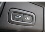 Volvo XC60 2.0 T8 Twin Engine AWD R-Design | Bowers & Wilkins Audiosysteem | Luchtvering | Head-up display | 360 camera | Trekhaak | 22" lichtmetalen velgen | Extra getint glas | gelamineerde ramen rondom | Elektr. verstelbare stoelen incl. memory | Adaptieve bochtverlichting | Automatisch inparkeren |
