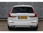 Volvo XC60 2.0 T8 Twin Engine AWD R-Design | Bowers & Wilkins Audiosysteem | Luchtvering | Head-up display | 360 camera | Trekhaak | 22" lichtmetalen velgen | Extra getint glas | gelamineerde ramen rondom | Elektr. verstelbare stoelen incl. memory | Adaptieve bochtverlichting | Automatisch inparkeren |