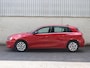 Opel Astra 110PK | Parkeersensoren voor en achter | Navigatie | Apple en Android | lichtmetalen velgen