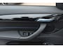 BMW X1 sDrive20i High Executive Ed. / Trekhaak / Panoramadak / Camera / Head-up / 19'' / Memory seats / Leder / Stuurverwarming / Navigatie / DAB / Stoelverwarming / Cruise Control
