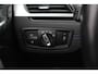 BMW X1 sDrive20i High Executive Ed. / Trekhaak / Panoramadak / Camera / Head-up / 19'' / Memory seats / Leder / Stuurverwarming / Navigatie / DAB / Stoelverwarming / Cruise Control
