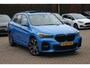 BMW X1 sDrive20i High Executive Ed. M Sport / Trekhaak / Panoramadak / Camera / Head-up / 19'' / Memory seats / Leder / Stuurverwarming / Navigatie / DAB / Stoelverwarming / Cruise Control