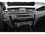BMW X1 sDrive20i High Executive Ed. / Trekhaak / Panoramadak / Camera / Head-up / 19'' / Memory seats / Leder / Stuurverwarming / Navigatie / DAB / Stoelverwarming / Cruise Control