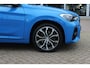 BMW X1 sDrive20i High Executive Ed. M Sport / Trekhaak / Panoramadak / Camera / Head-up / 19'' / Memory seats / Leder / Stuurverwarming / Navigatie / DAB / Stoelverwarming / Cruise Control