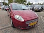 Fiat Punto Grande 1.4 Edizione Lusso NETTE AUTO RIJDT EN SCHAKELT GOED