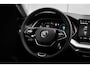 Skoda Octavia Combi Business Edition | Achteruitrijcamera | Chromen grille | Cruise control met speedlimiter