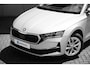 Skoda Octavia Combi 1.5 TSI Business Edition | Achteruitrijcamera | Chromen grille | Cruise control met speedlimiter