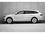 Skoda Octavia Combi 1.5 TSI Business Edition | Achteruitrijcamera | Chromen grille | Cruise control met speedlimiter