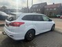 Ford Focus Wagon 1.5 ST-Line, Apple Carplay/Android,Stuurverwarming,Stoelverwarming,Achteruitrij camera,Trekhaak