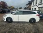 Ford Focus Wagon 1.5 ST-Line, Apple Carplay/Android,Stuurverwarming,Stoelverwarming,Achteruitrij camera,Trekhaak