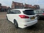 Ford Focus Wagon 1.5 ST-Line, Apple Carplay/Android,Stuurverwarming,Stoelverwarming,Achteruitrij camera,Trekhaak