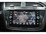 Volkswagen Tiguan Allspace 1.5 TSI R-Line Highline Aut. [ Panorama LED Stoelverwarming ]