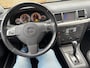 Opel Vectra Wagon 2.2-16V Executive AUTOMAAT