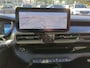 Jeep Avenger Longitude 54 kWh Navigatie | Stoelverwarming | Climate | Cruise | Apple Carplay/Android Auto | | 11 kW lader | Achteruitrijcamera | Cruise control