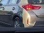 Toyota Prius 1.8 Aspiration | Cruise control | Keyless | Parkeersensoren | HUD | Climate control