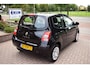 Renault Twingo 1.2 Authentique AIRCO/NL-AUTO MET NAP/DOOR INRUIL VERKREGEN