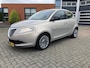 Lancia Ypsilon 0.9 TwinAir Platinum | APK tot 07-02-2026!| Nieuwe schokdempers achter en veerpootlagers |