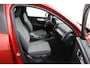 Volvo XC40 1.5 T3 Business Pro | Trekhaak | 360 graden camera | Navigatie | Stoel/stuur verwarming