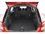 Volvo XC40 1.5 T3 Business Pro | Trekhaak | 360 graden camera | Navigatie | Stoel/stuur verwarming