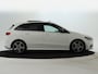 Mercedes-Benz B-klasse 180 Business Solution AMG | Panoramadak | Achteruitrijcamera | Nightpakket | Apple Carplay | Inclusief 24 maanden MB Certified garantie voor Europa.