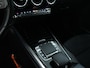 Mercedes-Benz B-klasse 180 Business Solution AMG | Panoramadak | Achteruitrijcamera | Nightpakket | Apple Carplay | Inclusief 24 maanden MB Certified garantie voor Europa.