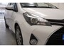 Toyota Yaris 1.3 VVT-i[5-Deurs Leder Navi]