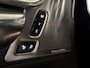 Volvo V90 T8 AWD Recharge R-Design | Vol! | Luchtvering | Bowers & Wilkins | Trekhaak | 360° Camera | Schuifdak | Head-Up Display | Adaptieve Cruise Control | Standkachel met Volvo On Call App | Stoel en Stuurwielverwarming | Full LED Meesturende koplampen | Pilot