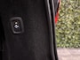 Volvo V90 T8 AWD Recharge R-Design | Vol! | Luchtvering | Bowers & Wilkins | Trekhaak | 360° Camera | Schuifdak | Head-Up Display | Adaptieve Cruise Control | Standkachel met Volvo On Call App | Stoel en Stuurwielverwarming | Full LED Meesturende koplampen | Pilot