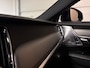 Volvo V90 T8 AWD Recharge R-Design | Vol! | Luchtvering | Bowers & Wilkins | Trekhaak | 360° Camera | Schuifdak | Head-Up Display | Adaptieve Cruise Control | Standkachel met Volvo On Call App | Stoel en Stuurwielverwarming | Full LED Meesturende koplampen | Pilot