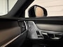 Volvo V90 T8 AWD Recharge R-Design | Vol! | Luchtvering | Bowers & Wilkins | Trekhaak | 360° Camera | Schuifdak | Head-Up Display | Adaptieve Cruise Control | Standkachel met Volvo On Call App | Stoel en Stuurwielverwarming | Full LED Meesturende koplampen | Pilot
