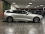 Volvo V60 T6 AWD Recharge Inscription | Trekhaak | 360° Camera | Harman Kardon | Adaptieve Cruise Control | Standkachel met Volvo On Call App | Stoelverwarming voor+achter | Stuurwielverwarming | Full LED Meesturende koplampen | Pilot Assist | BLIS Dode Hoek Detect