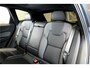 Volvo XC60 2.0 B5 MHEV 195kW/265pk Aut8 Ultimate Dark PANORAMADAK + HARMAN/KARDON + PILOT ASSIST + HEAD-UP DISPLAY + ADAPT.CRUISE + STANDKACHEL + STOELVERWARMING V&A + BLIS + LANE ASSIST + STUURVERWARMING + ON-CALL + EL.TREKHAAK + PARKSENSOREN + 21" LM-VELGEN!!