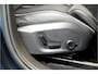 Volvo XC60 2.0 B5 MHEV 195kW/265pk Aut8 Ultimate Dark PANORAMADAK + HARMAN/KARDON + PILOT ASSIST + HEAD-UP DISPLAY + ADAPT.CRUISE + STANDKACHEL + STOELVERWARMING V&A + BLIS + LANE ASSIST + STUURVERWARMING + ON-CALL + EL.TREKHAAK + PARKSENSOREN + 21" LM-VELGEN!!