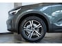 Volvo XC40 2.0 B3 Business Edition | Adaptieve Cruise Control | Pilot Assist | Stoel/Stuurwielverwarming | Harman Kardon Premium Audio | Extra Getint Glas | Google Infotainment | 18" Lichtmetalen Velgen |