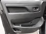 Opel Vivaro 2.0 BlueHDi 145PK L2 Automaat | Navigatie | Airco | Trekhaak | Side Bars | Betimmering | Laadruimte betimmering