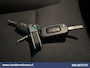 Renault Trafic 2.0 dCi 131pk L2H1 Euro6 Airco | Navigatie | LED | Cruisecontrol | Parkeersensoren Bijrijdersbank, 2500kg trekvermogen