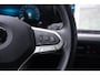 Volkswagen Golf 1.0 eTSI Life Navi Camera PDC v+a Apple Carplay 1e Eig. NAP