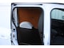 Mercedes-Benz Citan 108 CDI L1 Base | Incl. 12 maanden garantie | Cruise control | Airco | Schuifdeur rechts | LED dagrijverlichting | DAB+ radio | Betonplex vloer |