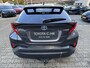 Toyota C-HR 1.8 HYBRID BI-TONE AFN-TREKHAAK STOEL/STUURVERW LED KEYLESS 18'' LM-VELGEN APPLE/ANDROID BSM