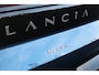 Lancia Ypsilon 1.2 110PK Turbo Hybrid Edizione Cassina Limitata | NAVIGATIE | CAMERA VOOR/ ACHTER | ELEKTRISCH VERSTELBARE BESTUURDERSSTOEL | VELOURS BEKLEDING | STOEL VERWARMING | MASAGE FUNTIE OF VOORSTOELEN |  DRAADLOOS APPLE CARPLAY / ANDROID AUTO | DRAADLOZE TELEFOONLADER | DODEHOEK DETECTIE | CLIMATE CONTROL |