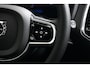 Volvo XC90 2.0 T8 Recharge AWD Ultimate Dark | Trekhaak | Luchtvering | Massage | 360 | HUD | Bowers & Wilkins |